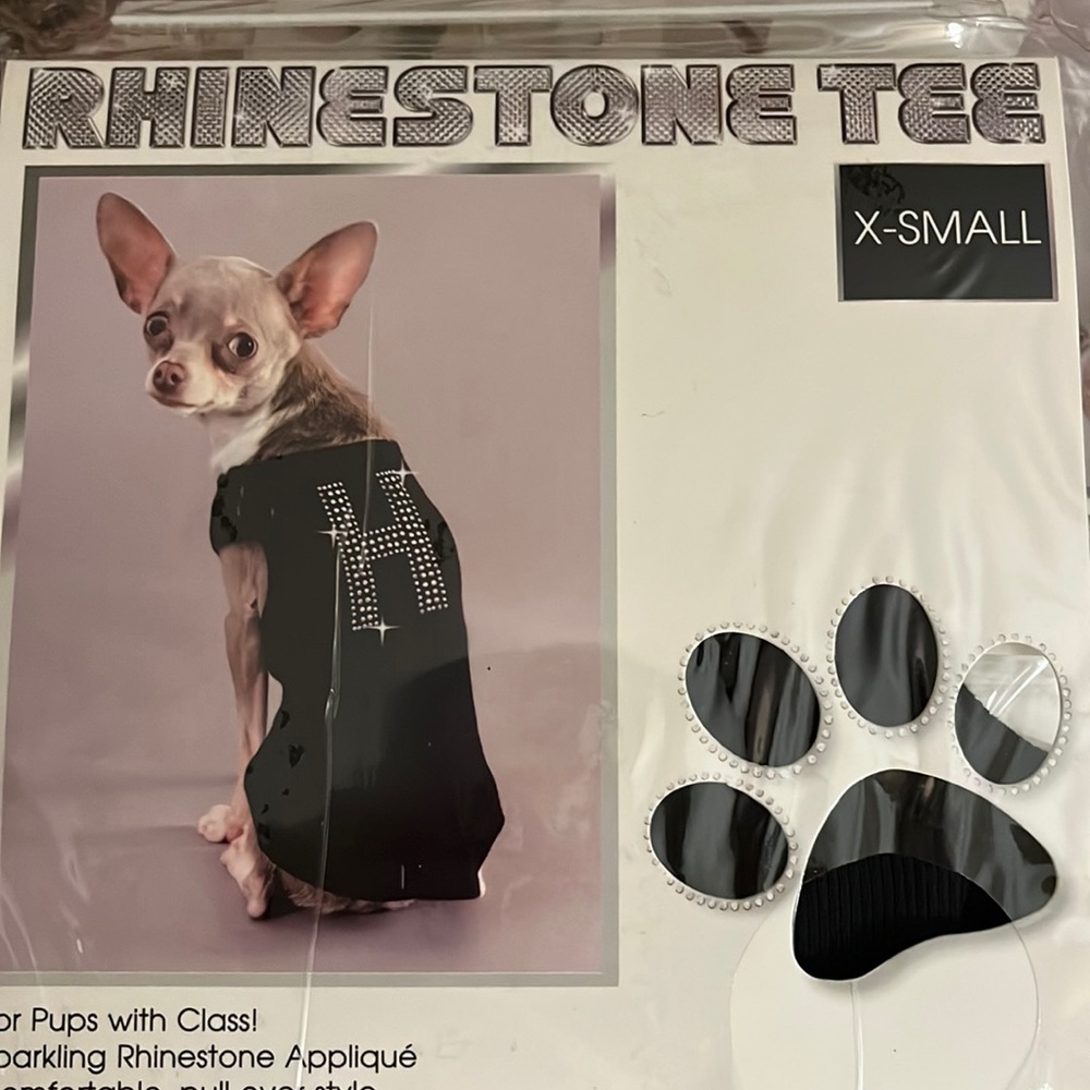 Bundle of 8 XS puppy outfits. Fits dogs up to 8 pounds. NIP